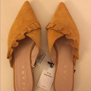 Zara ruffle suede yellow slides Sz 38 NWT